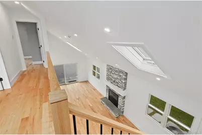 1 Lynnwood Court, Hampton Bays, NY 11946 - Photo 16