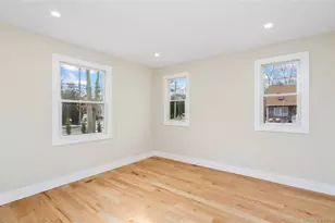 1 Lynnwood Ct, Hampton Bays, NY 11946 - Photo 12