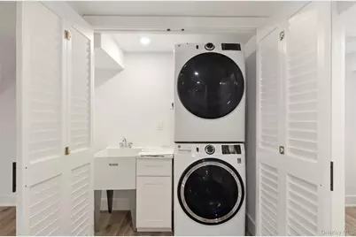 1 Lynnwood Court, Hampton Bays, NY 11946 - Photo 28