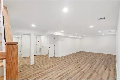 1 Lynnwood Court, Hampton Bays, NY 11946 - Photo 24