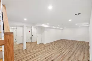 1 Lynnwood Ct, Hampton Bays, NY 11946 - Photo 24