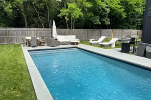 10 Cedar Ave, Southampton, NY 11968 - Photo 16