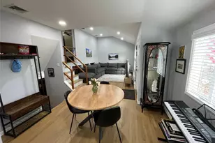 946 Manor Ln, Bay Shore, NY 11706 - Photo 10