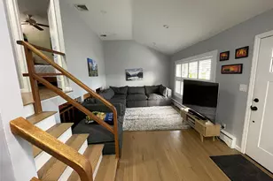 946 Manor Ln, Bay Shore, NY 11706 - Photo 12