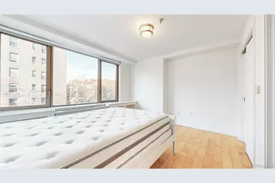 64-05 Yellowstone Boulevard #409, Forest Hills, NY 11375 - Photo 14