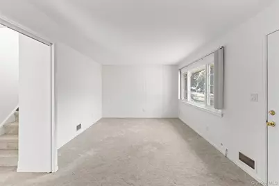 70 Buchanan Street, Pearl River, NY 10965 - Photo 8