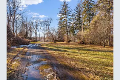 234 Wilmot Road, New Rochelle, NY 10804 - Photo 4