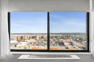 2 Bay Club Dr, Bayside, NY 11360 - Photo 12