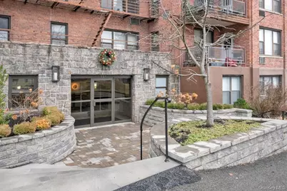 121 Highland Avenue #6K, Ossining, NY 10562 - Photo 2