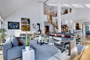 125 Achill Ln, Dingmans Ferry, PA 18328 - Photo 8