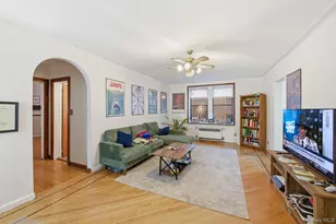 1 Broad Pkwy, White Plains, NY 10601 - Photo 2