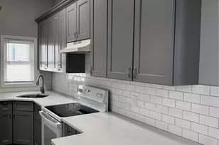 23 Collegeview Ave, Poughkeepsie, NY 12603 - Photo 2