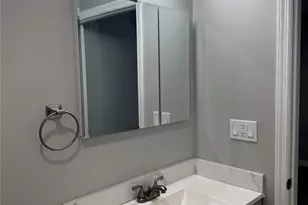 23 Collegeview Ave, Poughkeepsie, NY 12603 - Photo 10