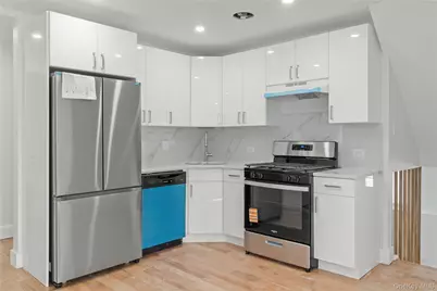 24909 Mayda Road, Rosedale, NY 11422 - Photo 6