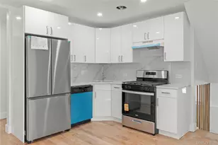 249-09 Mayda Rd, Rosedale, NY 11422 - Photo 6