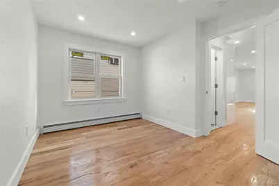 24909 Mayda Road, Rosedale, NY 11422 - Photo 20