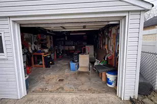 493 Kell Pl, Seaford, NY 11783 - Photo 36