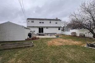 493 Kell Pl, Seaford, NY 11783 - Photo 30