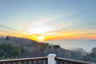 3172 Sound Ave, Riverhead, NY 11901 - Photo 48