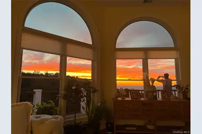 3172 Sound Avenue, Riverhead, NY 11901 - Photo 40