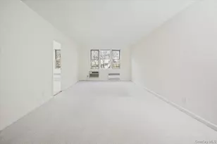 4 Sadore Ln, Yonkers, NY 10710 - Photo 4