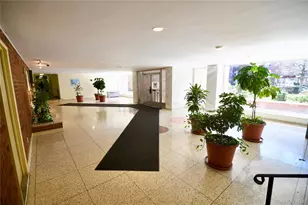 4 Sadore Ln, Yonkers, NY 10710 - Photo 18