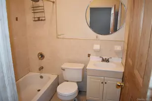 740 E 218th St, Bronx, NY 10467 - Photo 8