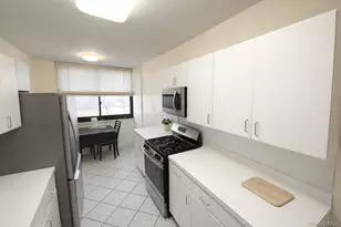 271-10 Grand Central Pkwy, Floral Park, NY 11005 - Photo 6