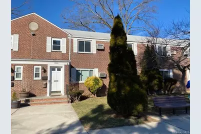 255-25 74th Avenue #2nd fl, Glen Oaks, NY 11004 - Photo 2