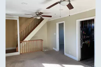 255-25 74th Avenue #2nd fl, Glen Oaks, NY 11004 - Photo 4