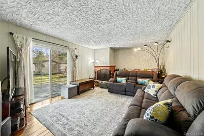 18 Oxford Court, Hillcrest, NY 10977 - Photo 12