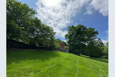 150 Old Farm Road N, Chappaqua, NY 10514 - Photo 42