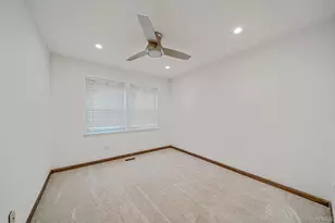 103 Northwood Ct, Bayport, NY 11705 - Photo 10