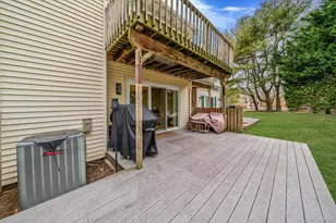 103 Northwood Ct, Bayport, NY 11705 - Photo 4