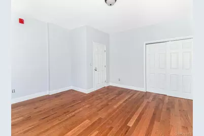 251 Warburton Avenue #3N, Yonkers, NY 10701 - Photo 2