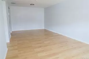 1 A Jamestown Ct, Ridge, NY 11961 - Photo 4