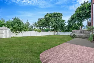 86 Silber Ave, Bethpage, NY 11714 - Photo 8