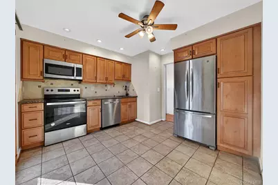 14 Michele Court, Spring Valley, NY 10977 - Photo 8