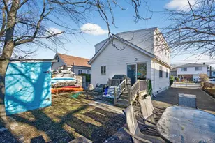 22 Bay Beach Ave, Bayville, NY 11709 - Photo 28