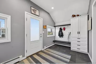 22 Bay Beach Avenue, Bayville, NY 11709 - Photo 4