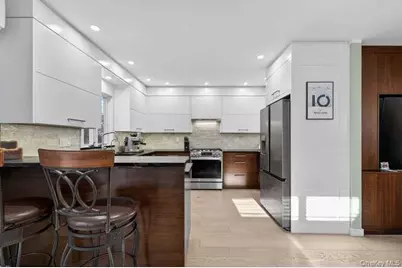 22 Bay Beach Avenue, Bayville, NY 11709 - Photo 10