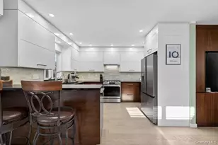 22 Bay Beach Ave, Bayville, NY 11709 - Photo 10