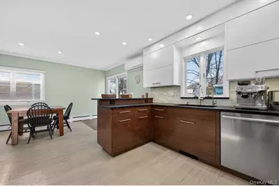 22 Bay Beach Avenue, Bayville, NY 11709 - Photo 14