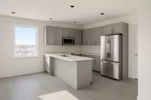 356-370 Bayview Ave, Inwood, NY 11096 - Photo 10