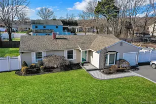 92 Bellwood Ave, South Setauket, NY 11720 - Photo 2