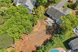 5 Wood Hollow Dr, Westhampton, NY 11977 - Photo 40