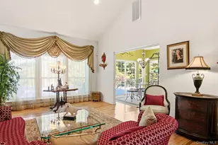 5 Wood Hollow Dr, Westhampton, NY 11977 - Photo 14