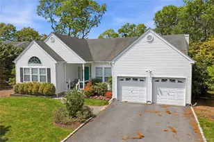 5 Wood Hollow Dr, Westhampton, NY 11977 - Photo 2