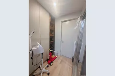 131-02B 40th Road #4U, Flushing, NY 11354 - Photo 8