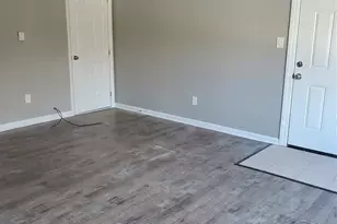 191 Plains Rd, Walden, NY 12586 - Photo 4